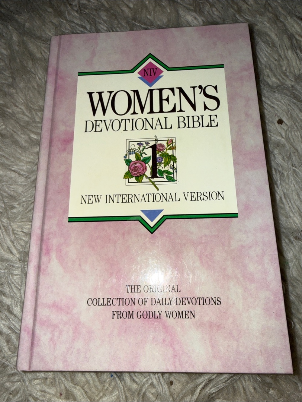 NIV Women's Devotional Bible - Pink